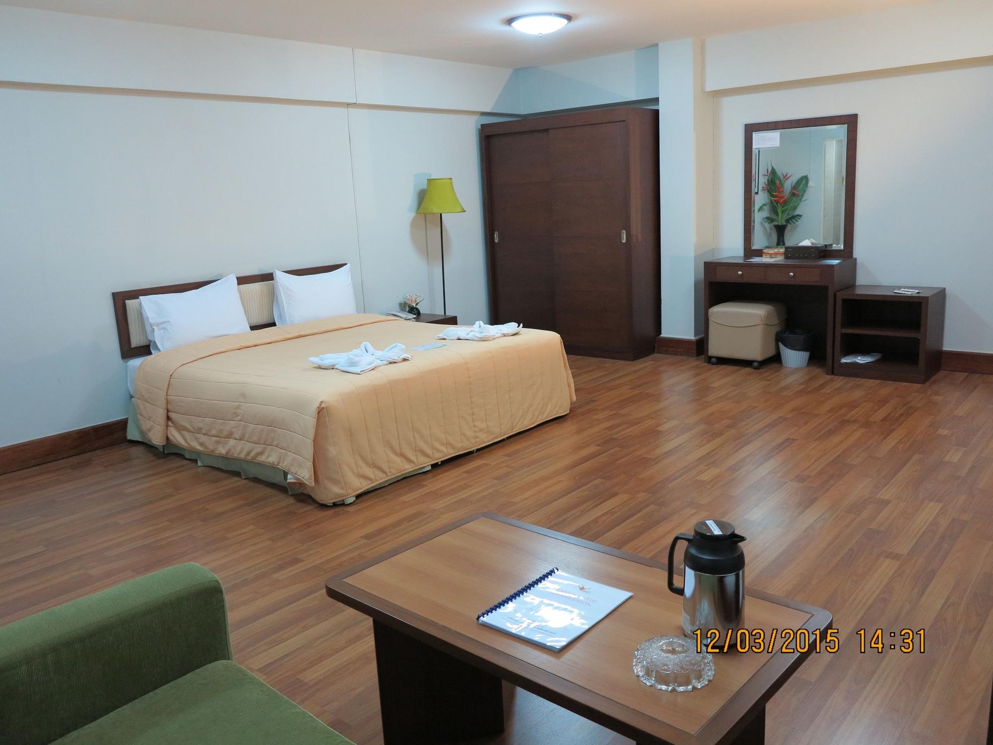 The Canal Hotel Bangkok Exterior foto