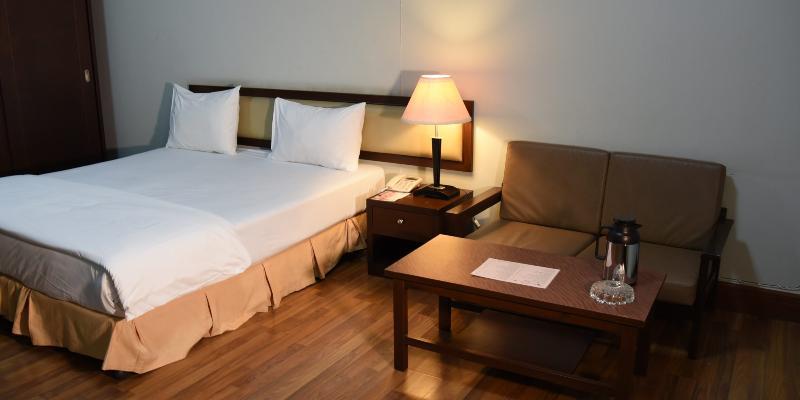 The Canal Hotel Bangkok Exterior foto